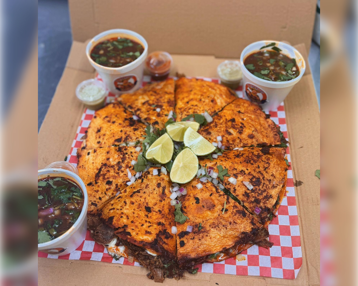 Pizza Birria