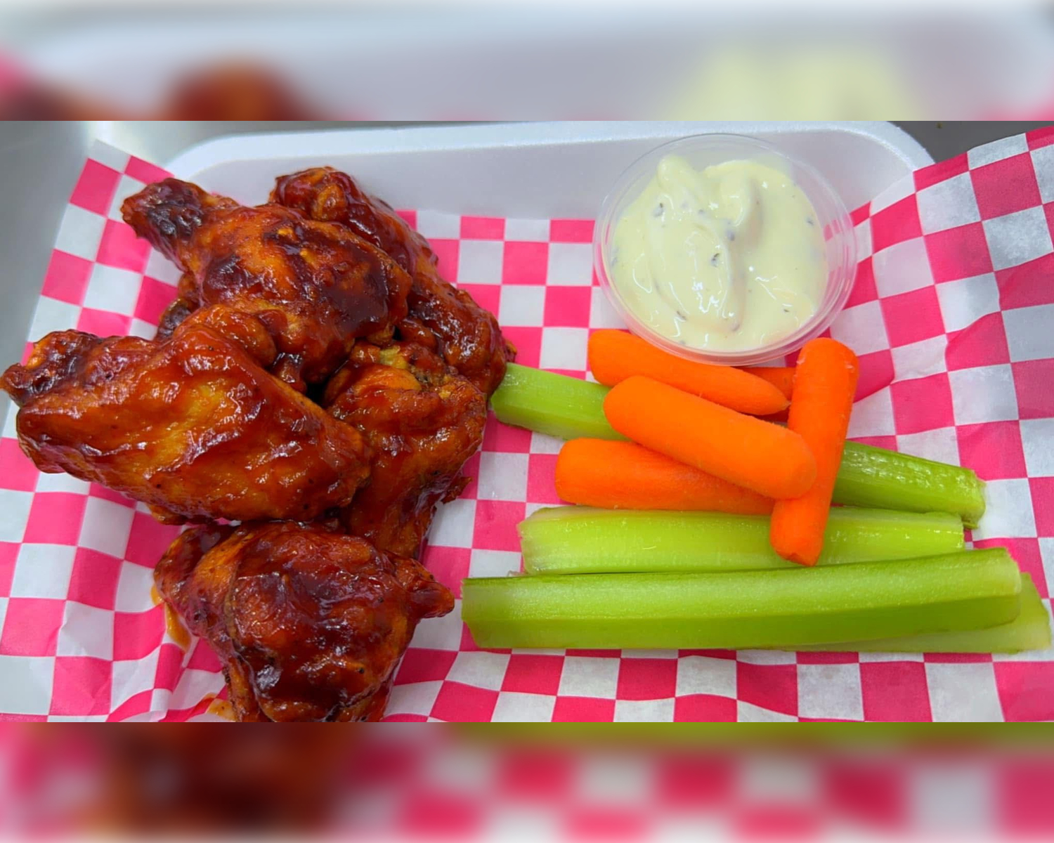6 Wings